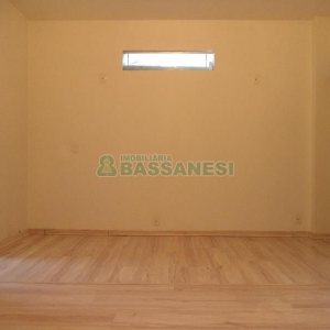 Sala com 261m², no bairro Centro em Caxias do Sul para Comprar