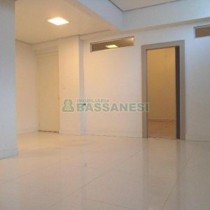 Sala com 261m², no bairro Centro em Caxias do Sul para Comprar