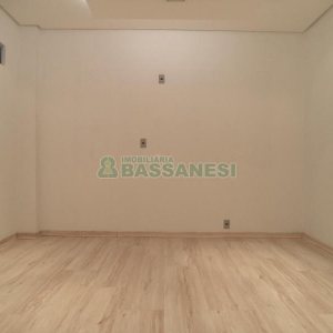 Sala com 261m², no bairro Centro em Caxias do Sul para Comprar