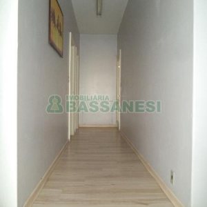 Sala com 261m², no bairro Centro em Caxias do Sul para Comprar