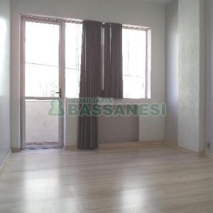 Sala com 261m², no bairro Centro em Caxias do Sul para Comprar