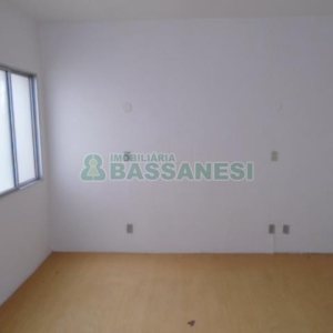 Sala com 41m², no bairro Centro em Caxias do Sul para Alugar