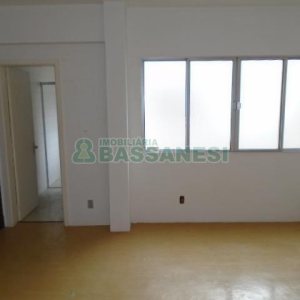 Sala com 41m², no bairro Centro em Caxias do Sul para Alugar