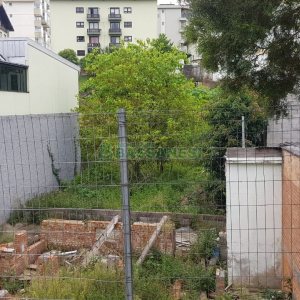 Terreno com 330m², no bairro Marechal Floriano em Caxias do Sul para Comprar