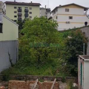 Terreno com 330m², no bairro Marechal Floriano em Caxias do Sul para Comprar