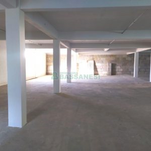 Pavilhão com 1400m², 15 vagas, no bairro Ana Rech em Caxias do Sul para Alugar