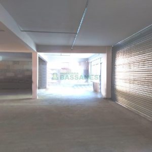 Pavilhão com 1400m², 15 vagas, no bairro Ana Rech em Caxias do Sul para Alugar