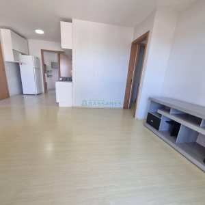 Apartamento com 74m², 2 dormitórios, 2 vagas, no bairro Santa Catarina em Caxias do Sul para Alugar