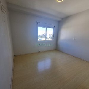 Apartamento com 74m², 2 dormitórios, 2 vagas, no bairro Santa Catarina em Caxias do Sul para Alugar