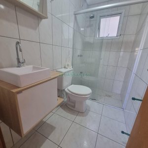 Apartamento com 74m², 2 dormitórios, 2 vagas, no bairro Santa Catarina em Caxias do Sul para Alugar