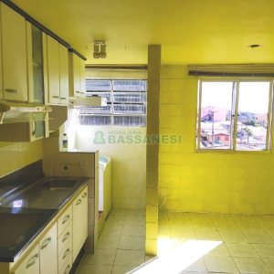 Apartamento com 38m², 2 dormitórios, 1 vaga, no bairro Nossa Senhora do Rosário em Caxias do Sul para Comprar