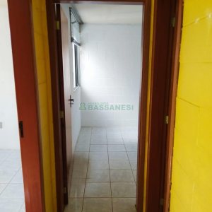 Apartamento com 38m², 2 dormitórios, 1 vaga, no bairro Nossa Senhora do Rosário em Caxias do Sul para Comprar