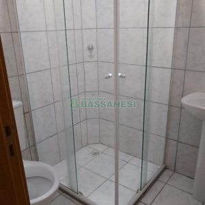 Apartamento com 60m², 2 dormitórios, 1 vaga, no bairro Nossa Senhora das Graças em Caxias do Sul para Alugar