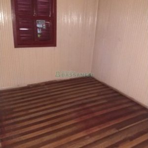 Casa com 100m², 3 dormitórios, no bairro Universitário em Caxias do Sul para Comprar
