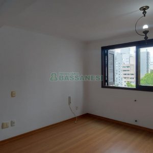 Apto Mobiliado com 250m², 3 dormitórios, 2 vagas, no bairro Panazzolo em Caxias do Sul para Alugar