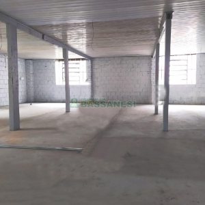 Pavilhão com 220m², no bairro Lourdes em Caxias do Sul para Alugar