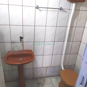 Pavilhão com 220m², no bairro Lourdes em Caxias do Sul para Alugar