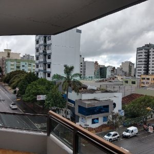 Apartamento com 228m², 4 dormitórios, 2 vagas, no bairro Centro em Caxias do Sul para Comprar
