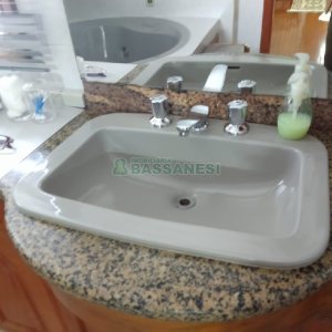 Apartamento com 228m², 4 dormitórios, 2 vagas, no bairro Centro em Caxias do Sul para Comprar