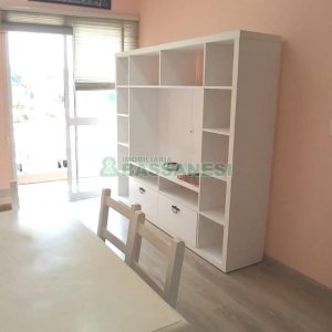 Apartamento com 50m², 2 dormitórios, 1 vaga, no bairro De Lazzer em Caxias do Sul para Comprar