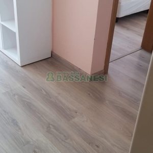 Apartamento com 50m², 2 dormitórios, 1 vaga, no bairro De Lazzer em Caxias do Sul para Comprar