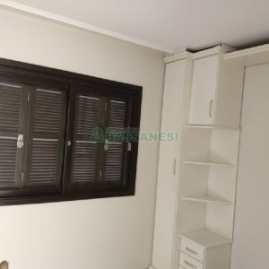 Casa com 200m², 3 dormitórios, 1 vaga, no bairro Pio X em Caxias do Sul para Comprar