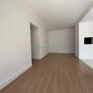 Apartamento com 69m², 2 dormitórios, 2 vagas, no bairro Lourdes em Caxias do Sul para Alugar