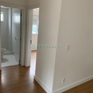 Apartamento com 69m², 2 dormitórios, 2 vagas, no bairro Lourdes em Caxias do Sul para Comprar