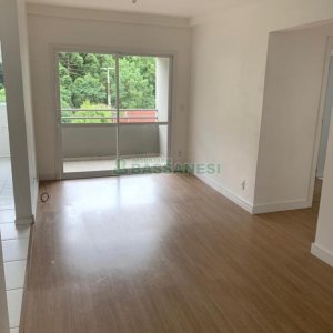Apartamento com 69m², 2 dormitórios, 2 vagas, no bairro Lourdes em Caxias do Sul para Comprar