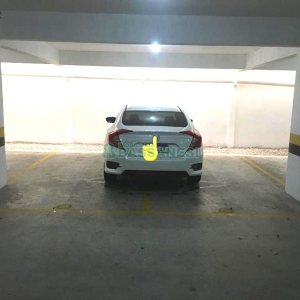 Apartamento com 69m², 2 dormitórios, 2 vagas, no bairro Lourdes em Caxias do Sul para Comprar