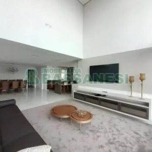 Apto Mobiliado com 167m², 3 dormitórios, 3 vagas, no bairro Universitário em Caxias do Sul para Comprar