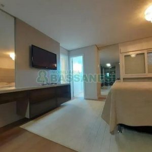 Apto Mobiliado com 167m², 3 dormitórios, 3 vagas, no bairro Universitário em Caxias do Sul para Comprar