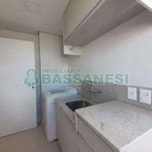 Apto Mobiliado com 167m², 3 dormitórios, 3 vagas, no bairro Universitário em Caxias do Sul para Comprar