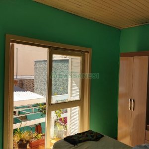 Casa com 75m², 4 dormitórios, 3 vagas, no bairro Santa Catarina em Caxias do Sul para Comprar