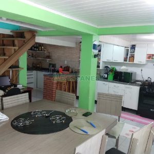Casa com 75m², 4 dormitórios, 3 vagas, no bairro Santa Catarina em Caxias do Sul para Comprar