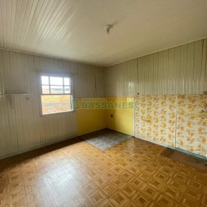 Casa com 200m², 5 dormitórios, 2 vagas, no bairro Rio Branco em Caxias do Sul para Comprar