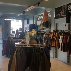 Loja com 512m², no bairro Planalto em Caxias do Sul para Comprar