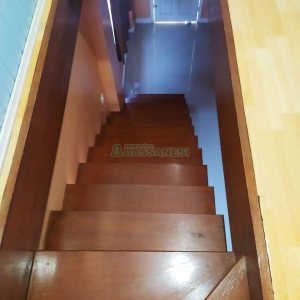 Casa com 113m², 3 dormitórios, 2 vagas, no bairro Planalto em Caxias do Sul para Comprar