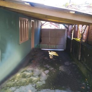 Casa com 113m², 3 dormitórios, 2 vagas, no bairro Planalto em Caxias do Sul para Comprar