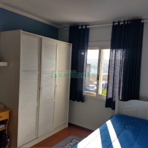 Casa com 338m², 3 dormitórios, 2 vagas, no bairro Arco Baleno em Caxias do Sul para Comprar