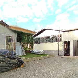 Casa com 99m², 2 dormitórios, 2 vagas, no bairro Cidade Nova em Caxias do Sul para Comprar