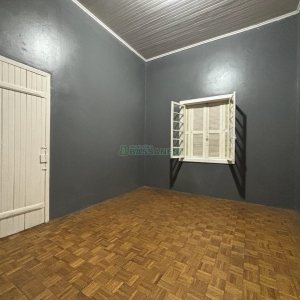 Casa com 80m², 2 dormitórios, no bairro Centro em Caxias do Sul para Alugar