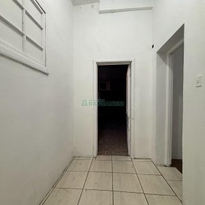 Casa com 80m², 2 dormitórios, no bairro Centro em Caxias do Sul para Alugar