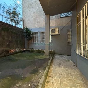 Casa com 80m², 2 dormitórios, no bairro Centro em Caxias do Sul para Alugar