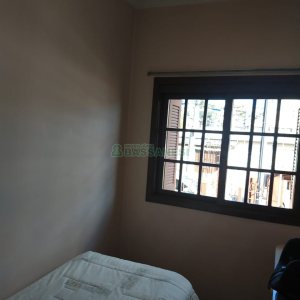 Casa com 246m², 6 dormitórios, 4 vagas, no bairro Cruzeiro em Caxias do Sul para Comprar