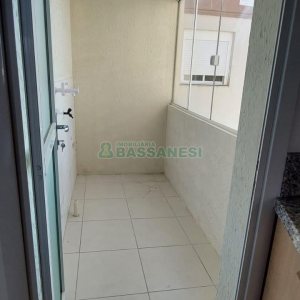 Apartamento com 52m², 2 dormitórios, 1 vaga, no bairro Cidade Nova em Caxias do Sul para Comprar