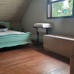 Casa com 100m², 5 dormitórios, no bairro Lourdes em Caxias do Sul para Comprar