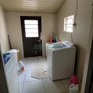 Casa com 100m², 5 dormitórios, no bairro Lourdes em Caxias do Sul para Comprar