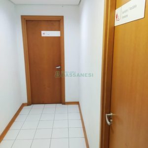 Sala com 455m², 8 vagas, no bairro Sanvitto em Caxias do Sul para Alugar