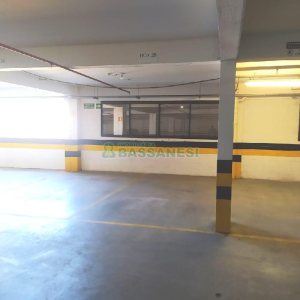 Sala com 455m², 8 vagas, no bairro Sanvitto em Caxias do Sul para Alugar